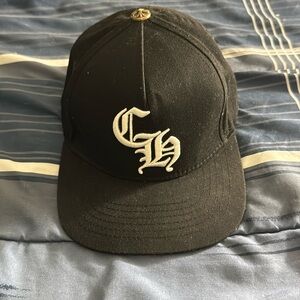 Chrome hearts hat black and white white good condition